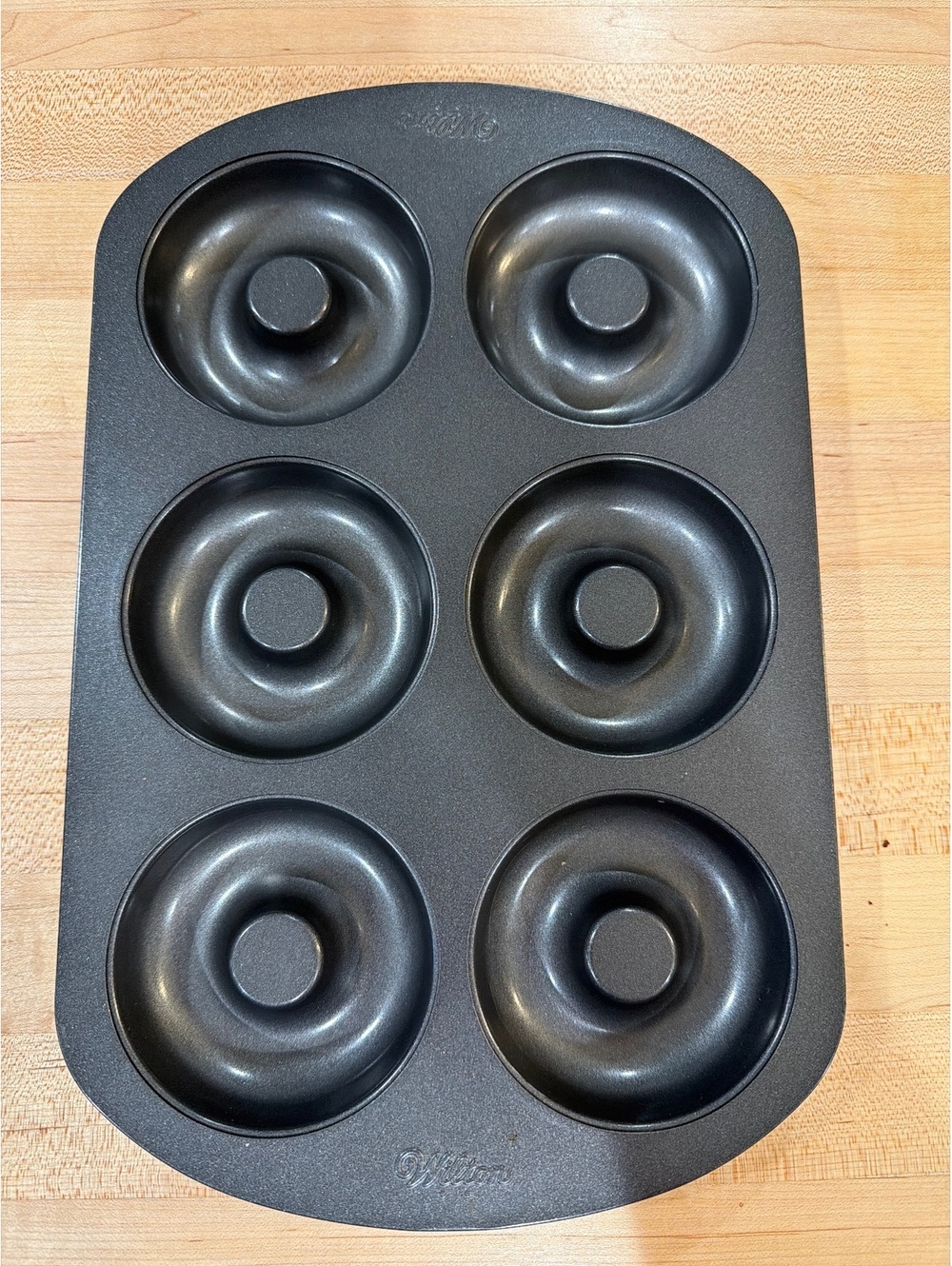 Wilton Nonstick Donut Pan, 6-Cavity set of 2